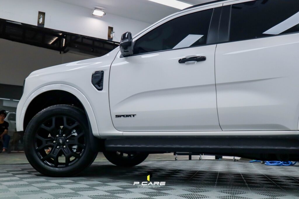 Ford Everest Next-Generation เคลือบเซรามิก ติดฟิล์มกันรอย 2022